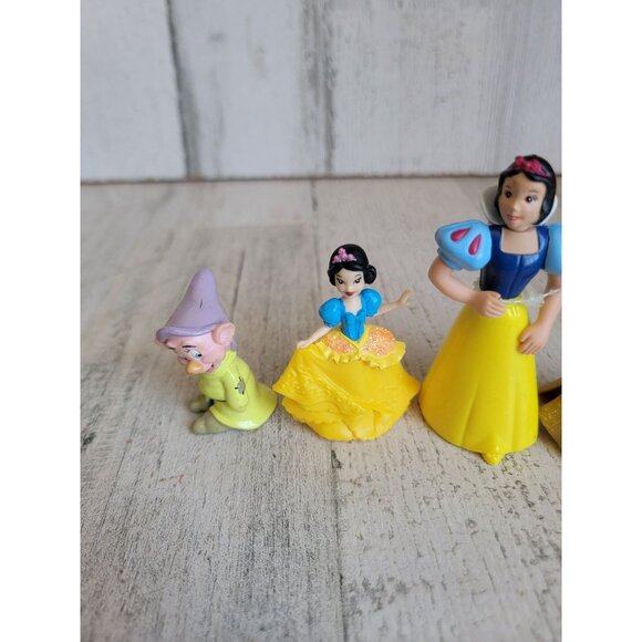 Snowwhite princess dopey dwarf play set variety glitter - Picture 3 of 7